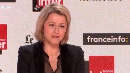 La ministre de la Transition écologique était l'invitée de "Questions politiques" sur franceinfo et France Inter, avec "Le Monde", le 19 décembre 2021. (RADIO FRANCE)