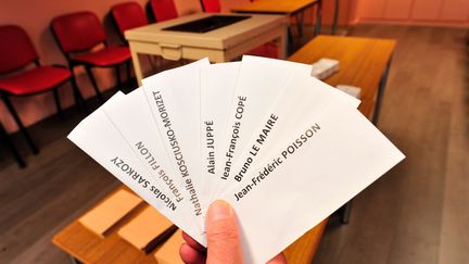 Bulletins de vote de la primaire de la droite. (MAXPPP)