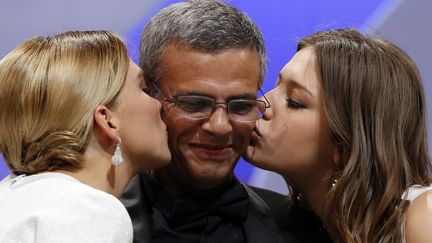 Abdellatif Kechiche, Léa Seydoux et Adèle Exachopoulos au Festival de Cannes, mai 2013
 (VALERY HACHE / AFP)