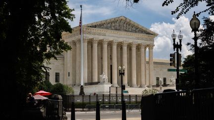 La Cour suprême américaine, le 13 juillet 2022, à Washington (Etats-Unis).&nbsp; (BRYAN OLIN DOZIER / NURPHOTO / AFP)