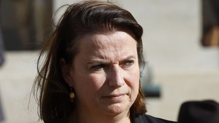 La Défenseure des droits Claire Hédon, lors d'un rassemblement aux Invalides (Paris), le 15 octobre 2021.&nbsp; (LUDOVIC MARIN / POOL / AFP)