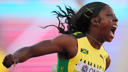 La Jamaïquaine Shericka Jackson victorieuse en finale du 200 m, aux championnats du monde d'Eugene (Etats-Unis), le 21 juillet 2022. (POOL FOR YOMIURI / YOMIURI)