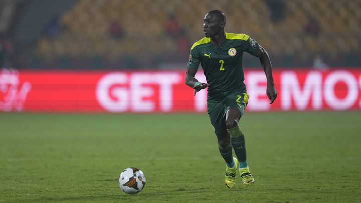 Saliou Ciss avec le Sénégal lors d'un match de Coupe d'Afrique des nations face à la Guinée équatoriale, le 30 janvier 2022. (ULRIK PEDERSEN / AFP)