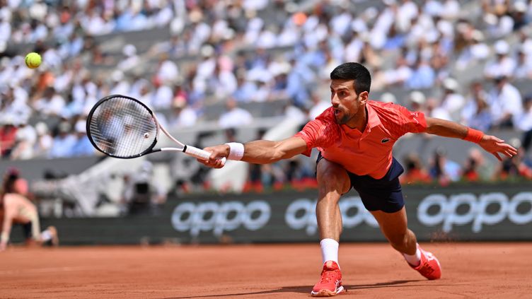 Novak Djokovic in his semi-final against Carlos Alcaraz, June 9, 2023. (MUSTAFA YALCIN / AFP)