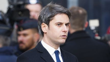 Le Premier ministre, Gabriel Attal, à l'hôtel de Matignon, à Paris, le 9 janvier 2024. (LUDOVIC MARIN / AFP)