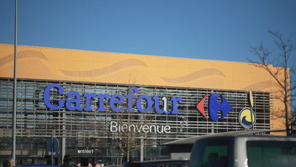 Un magasin du groupe Carrefour en Normandie, où un journaliste de "Complément d'enquête" s'est fait embaucher en apprentissage. (FRANCE 2)