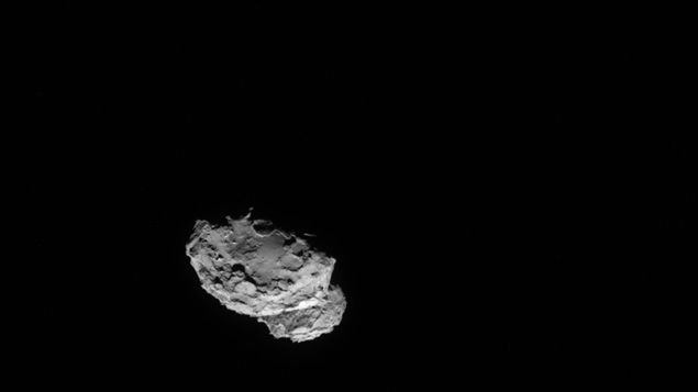 &nbsp; (La comète  Tchourioumov-Guérassimenko photographiée par Rosetta le 4 août © ESA/Rosetta/NAVCAM)