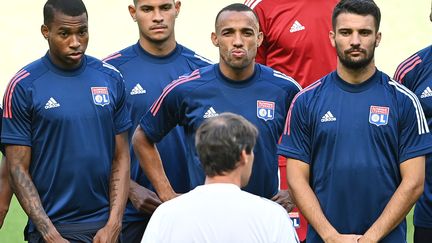 Les joueurs lyonnais quelques heures avant la finale de la Coupe de la Ligue (FRANCK FIFE / AFP)