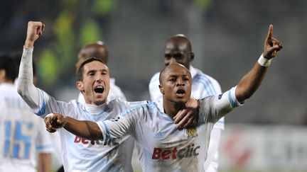 Andr&eacute; Ayew (&agrave; droite) le buteur de l'OM face &agrave; l'Inter Milan,&nbsp;mercredi 22 f&eacute;vrier, au stade V&eacute;lodrome. (BORIS HORVAT / AFP)