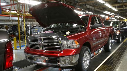 Ligne d'assemblage&nbsp;Chrysler à Warren, dans le Michigan (Etats-Unis), le 25 septembre 2014. (REBECCA COOK / REUTERS)