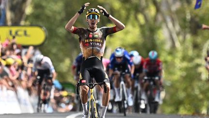 Le Français Christophe Laporte (Jumbo-Visma) a remporté de très belle manière la 19e étape du Tour de France, le 22 juillet 2022, à Cahors (Lot). (MARCO BERTORELLO / AFP)