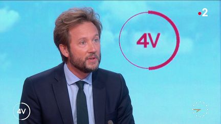 "Il faut un juste partage de la valeur ajoutée dans l'entreprise", affirme Boris Vallaud (PS)