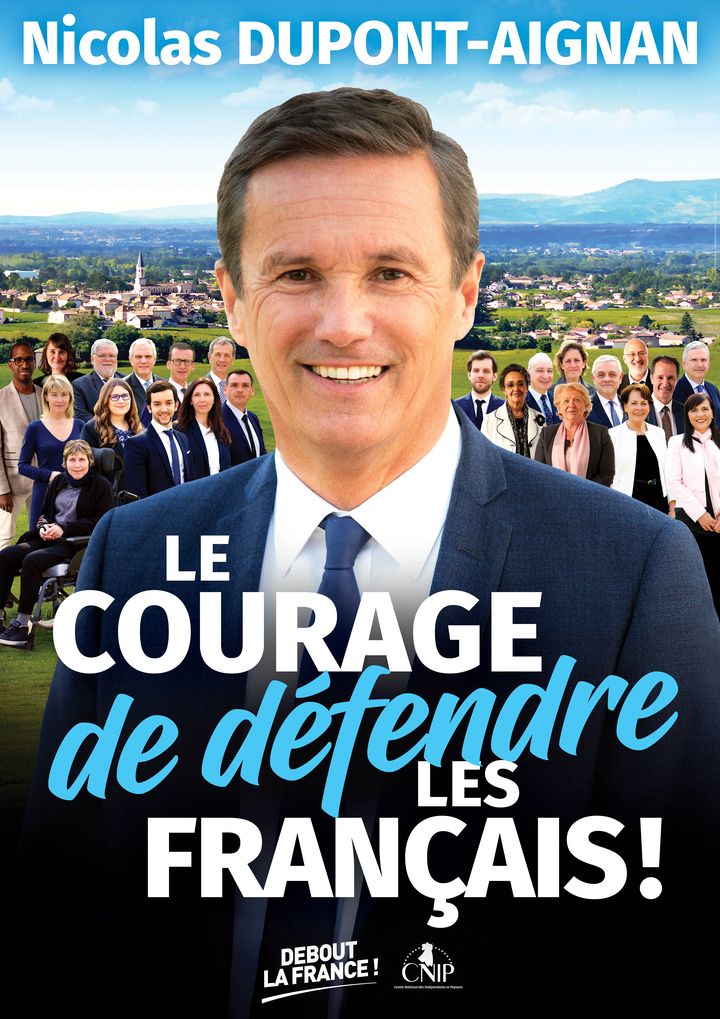 L'affiche de la liste Debout la France&nbsp;pour les européennes 2019. (FRANCEINFO)