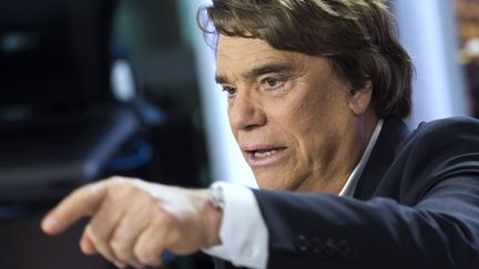 Bernard Tapie sur le plateau de France 2, lundi 1er juillet 2013 &agrave; Paris. (FRED DUFOUR / AFP)