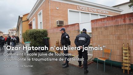 Des policiers devant l'école Ozar Hatorah de Toulouse (Haute-Garonne), le 19 mars 2012. (ERIC CABANIS / AFP)