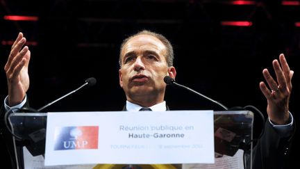 Jean-Fran&ccedil;ois Cop&eacute;, le pr&eacute;sident de l'UMP, lance la campagne des municipales de son parti,&nbsp;le 18 septembre 2013, &agrave;&nbsp;Tournefeuille (Haute-Garonne). (ERIC CABANIS / AFP)