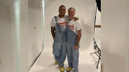 Kylian Mbappé et Didier Deschamps, le 28 janvier 2019. (KYLIAN MBAPPE / TWITTER)