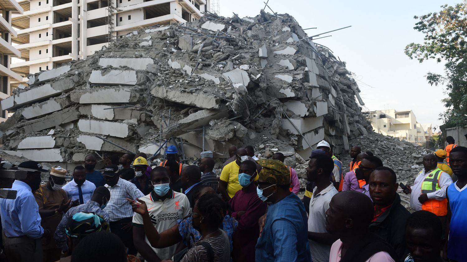 Minstens vier doden bij instorten gebouw in Lagos