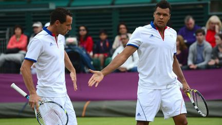 Tsonga  et Llodra atteignent les quarts de finale des JO