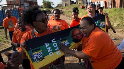 Des militants de l'ANC participant à la campagne pour les élections locales à KwaMashu (est de l'Afrique du Sud) le 2 août 2016. (REUTERS - Rogan Ward)