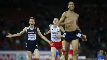 &nbsp; (Yoann Kowal est finalement sacré champion d'Europe après la disqualification de son compatriote Mahiedine Mekhissi, ici au premier plan. © REUTERS/Arnd Wiegmann)