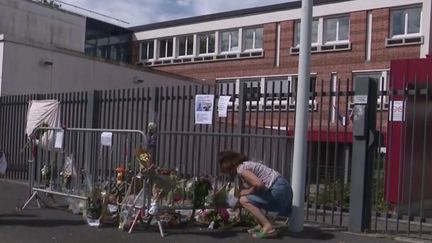 Le mystère reste entier autour de la mort suspecte Stéphane Vittel, ce principal de collège retrouvé mort vendredi dernier à Lisieux dans le Calvados. Une autopsie a été réalisée mais les résultats ne sont pas concluants. (franceinfo)