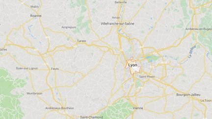 La jeune femme agonisante a été retrouvée dans la chambre d'un appartement du 8e arrondissement&nbsp;de Lyon, dimanche 12 mai 2019. (GOOGLE MAPS)