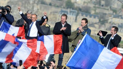 Eric Zemmour lors de son meeting devanr le Mont-Saint-Michel (Manche), le samedi 19 février 2022. (JEAN-FRANCOIS MONIER / AFP)