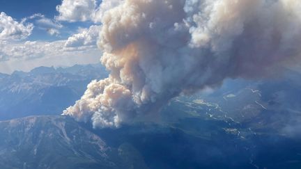 Un incendie de Horsethief Creek, en Colombie-Britannique (Canada), le 24 juillet 2023. (BC WILDFIRE SERVICE / AFP)