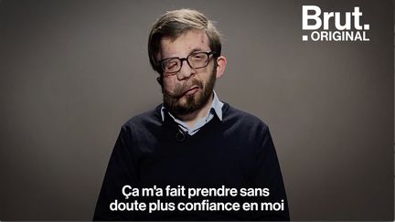 Guilhem est atteint de neurofibromatose depuis sa naissance. Brut l'avait rencontré en 2018. 2 ans après, voilà ce qui a changé pour lui.