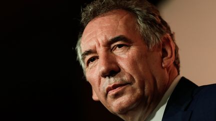 François Bayrou a quitté le gouvernement pour le protéger