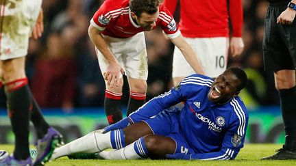 &nbsp; (Kurt Zouma s'est blessé dimanche lors du match Chelsea - Manchester United © REUTERS)