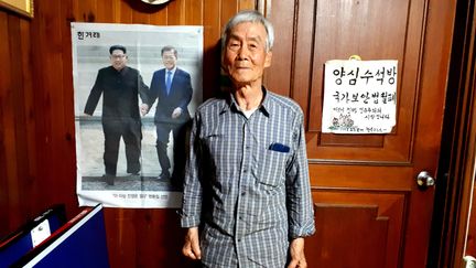 Park Hee Sung a passé 27 ans dans les prisons sud-coréennes. Aujourd'hui, il est "bloqué" au Sud et espère regagner un jour le Nord. (BENJAMIN ILLY / FRANCEINFO)