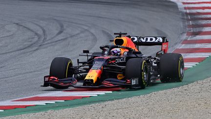 Max Verstappen une nouvelle fois dominateur sur le Red Bull Ring, le 4 juillet 2021 à Spielberg. (ANDREJ ISAKOVIC / AFP)