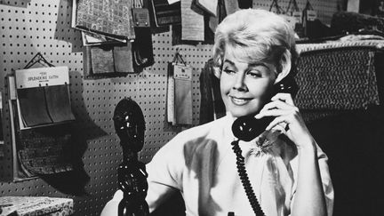 L'actrice Doris Day dans "Confidences sur l'oreiller", du réalisateur Michael Gordon, sorti en 1959. (UNIVERSAL / AFP)