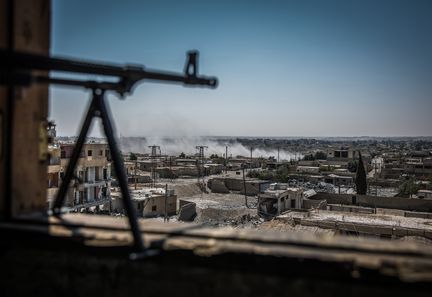 Vue générale du quartier d'Al-Dariya, à Raqqa (Syrie), le 24 juillet 2017. (MORUKC UMNABER / DPA / AFP)