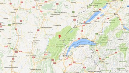 Un septuagénaire a ouvert le feu sur des cambrioleurs qui s'étaient introduits dans sa casse-auto, à La Mouille (Jura), le 7 décembre 2016. (GOOGLE MAPS)