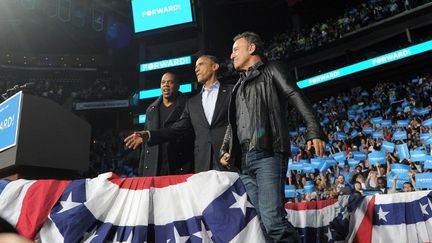 Jay Z, Bruce Springsteen rejoignent Barack Obama lors d'un meeting à Colombus, Ohio (2012) 
 (JEWEL SAMAD / AFP)