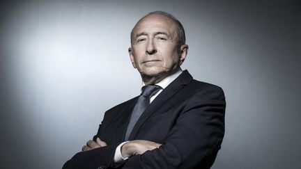 Gérard Collomb, le 2 octobre 2018, lors d'une séance photos au ministère de l'Intérieur, place Beauvau, à Paris.&nbsp; (JOEL SAGET / AFP)