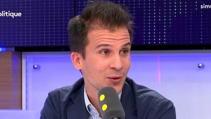 Gaspard Gantzer, ancien conseiller en communication du président de la République François Hollande, était l'invité de Tout est politique, mercredi 8 novembre sur franceinfo. (FRANCEINFO / RADIOFRANCE)