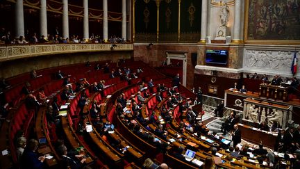 Une quinzaine de députés de l'aile gauche de la majorité prend position contre l'âge pivot. (CHRISTOPHE ARCHAMBAULT / AFP)