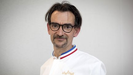 Guy Krenzer,&nbsp;patron des cuisines de Lenôtre. (THOMAS SAMSON / AFP)