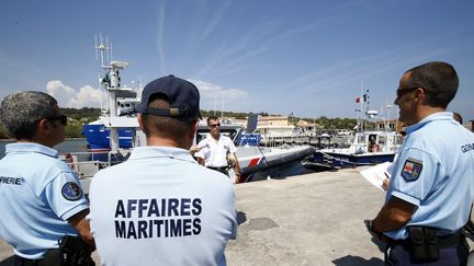 La gendarmerie nationale contrôle des plaisanciers au large de l'île de Porquerolles. (Photo d'illustration) (PATRICK BLANCHARD / MAXPPP)