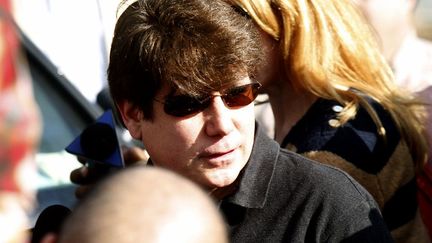 Rod Blagojevich, l'ex-gouverneur d&eacute;mocrate de l'Illinois, avant une conf&eacute;rence de presse &agrave; son domicile &agrave; Chicago le 14 mars 2012. (FRANK POLICH / GETTY IMAGES NORTH AMERICA)