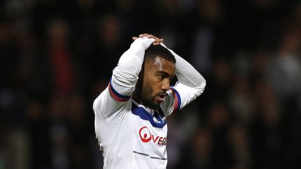 Le footballeur Alexandre Lacazette lors du match entre Lyon et Valence au stade de Gerland, le 29 septembre 2015. (  MAXPPP)