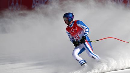 Alexis Pinturault a connu une première manche difficile sur l'épreuve de descente du combiné alpin, à&nbsp;Yanqing, le 10 février 2022. (FRANCOIS-XAVIER MARIT / AFP)