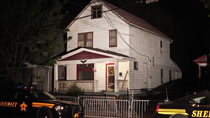 Vue g&eacute;n&eacute;rale de la maison d'Ariel Castro, le 7 mai 2013, &agrave; Cleveland (Ohio, Etats-Unis). (BILL PUGLIANO / GETTY IMAGES NORTH AMERICA / AFP)