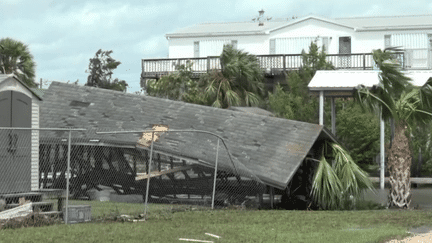 Ouragan Idalia en Floride : 100 000 personnes toujours privées d’électricité (France 2)