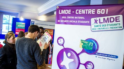 &nbsp; (Plusieurs organisations étudiantes et parlementaires demandent l'intégration des étudiants au régime général de sécurité sociale © Maxppp)