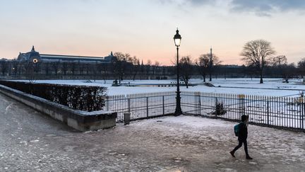 Paris sous la neige, le 8 février 2018. (JULIEN MATTIA / NURPHOTO)